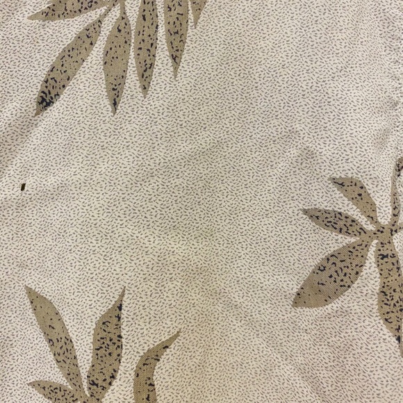 Oversized Buttons Up - Picture 3 of 6